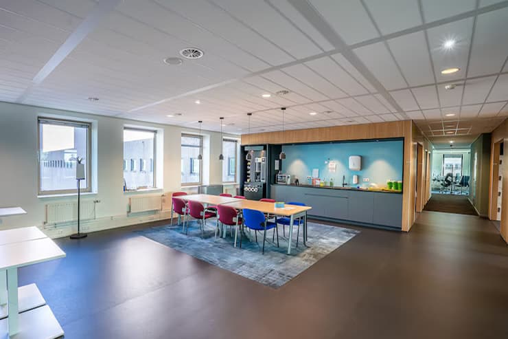 Long-lasting paint finish in a new Adelaide home by Shine Painters